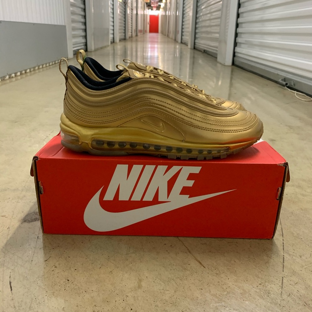 Men’s Nike Air Max 97 Gold Medal Size 10